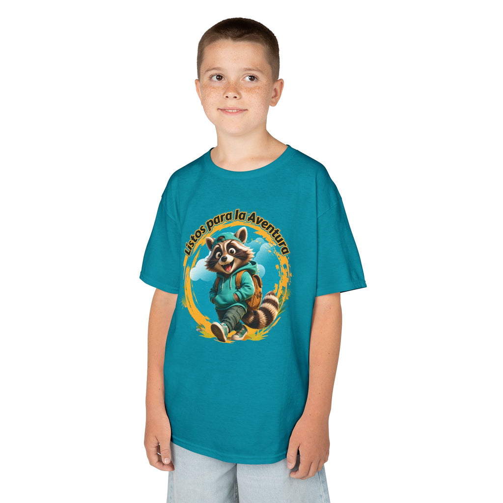 Kids Tee — "Listos para la Aventura" Cute Raccoon Explorer Graphic
